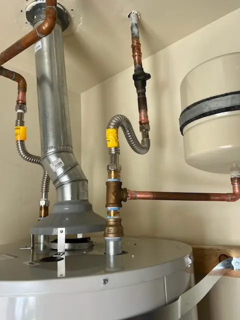 Water heater installation and plumbing repair in Springfield Oaks